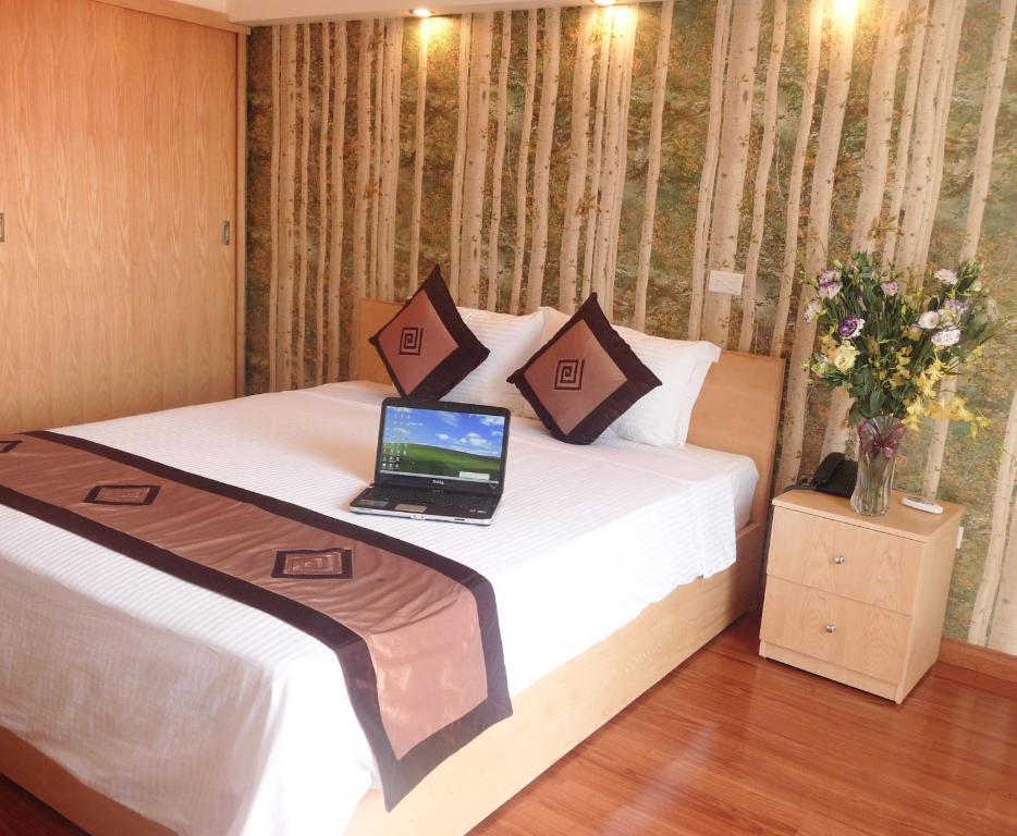 Hanoi Impressive Hotel Room photo